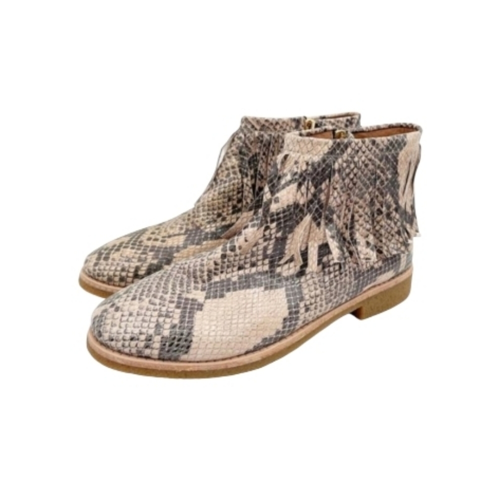 kate spade + Saks Betsie Too Fringe Snakeskin Pattern Ankle Boots | Size 8 NWOT